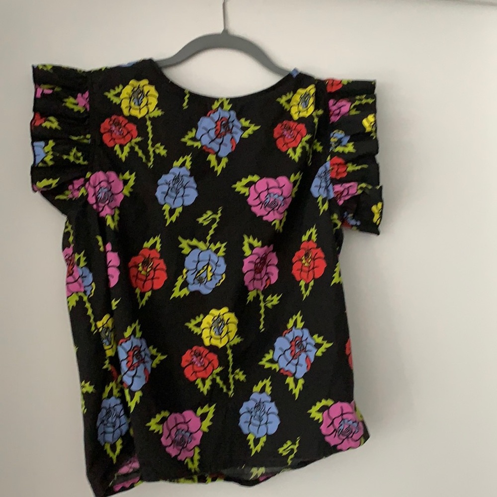 Nooworks Roses Flutter sleeve size large